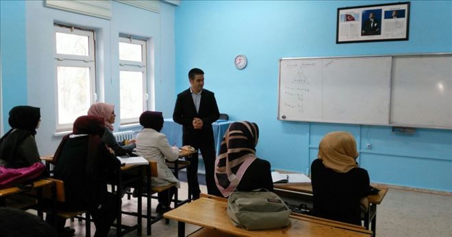 İl Milli Eğitim Müdürü Zülküf Memiş Karşıyaka Mesleki ve Teknik Anadolu Lisesi´nde ve Şehit Engin Eker Ortaokulu Açılan Destekleme ve Yetiştirme Kurslarını Ziyaret Etti