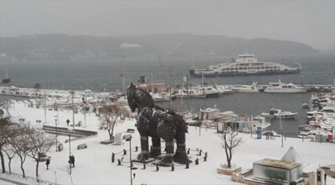 Çanakkale Beyaz´a Büründü