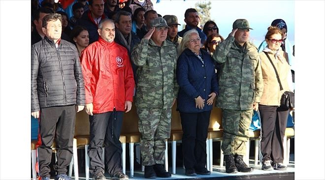 57. Alay Sancağı Törenle Teslim Edildi