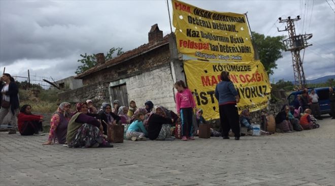 Madencilerere Davullu Tenekeli Protesto