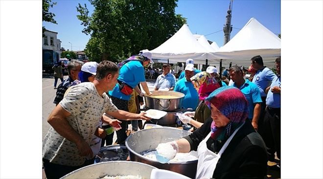 Geleneksel Çardak Hayrı Yapıldı