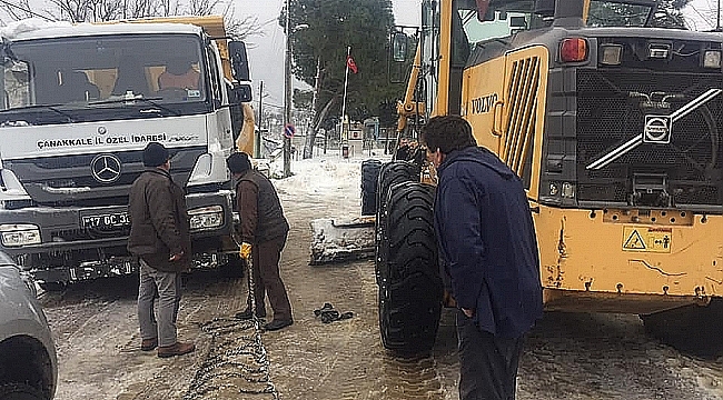 Kapanan 36 Köy Yolu Açılmaya Devam Ediliyor