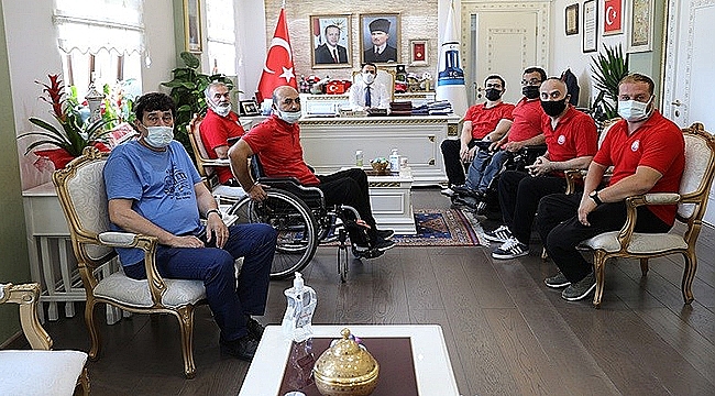 ÇANAKKALE BOĞAZGÜCÜ ENGELLİLER GENÇLİK SPOR KULÜBÜNDEN VALİ AKTAŞ'A ZİYARET