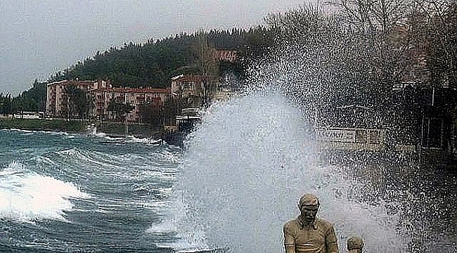 ÇANAKKALE'YE FIRTINA UYARISI!