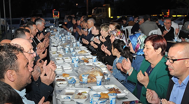 BAŞKAN ÖZ KOOPERATİFLE İFTARDA BİR ARAYA GELDİ